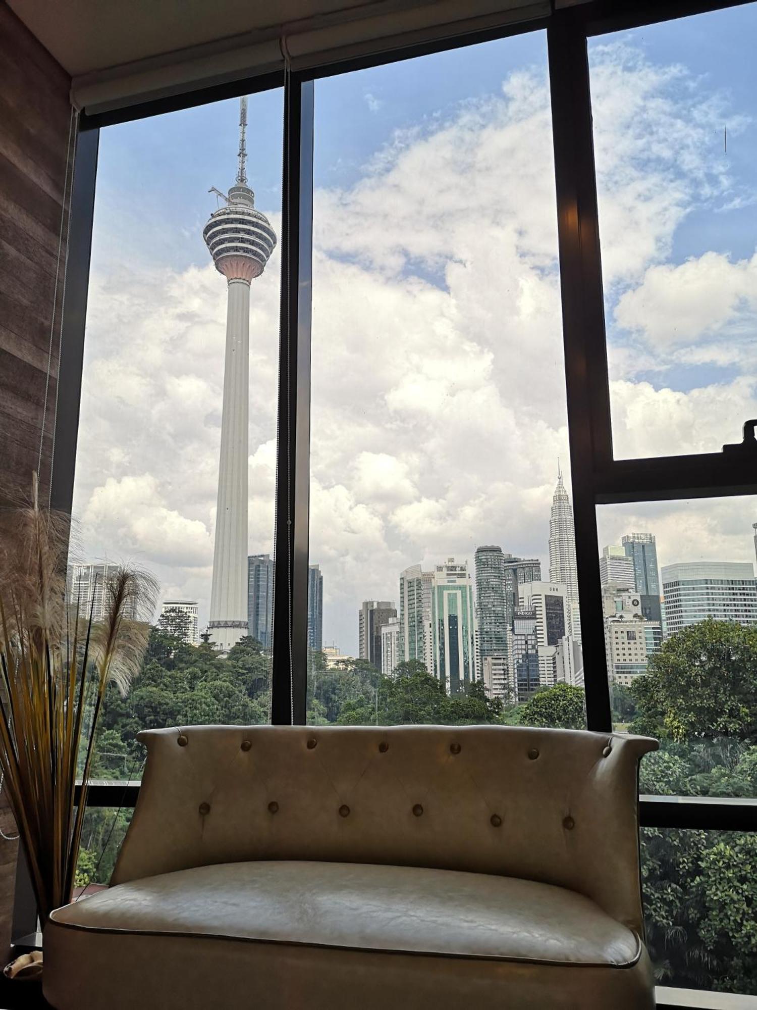 Romantic Log - Walk To Kl Tower, Klcc, Bukit Bintang Aparthotel